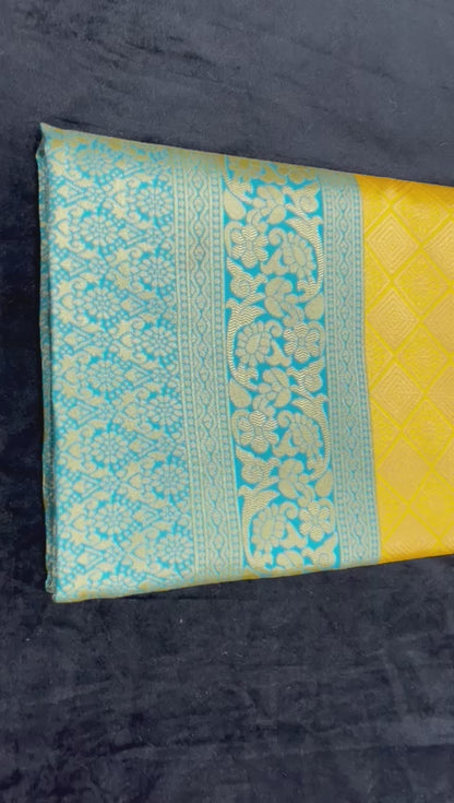 Handwoven Designer Lichi Silk Saree with Traditional Zari