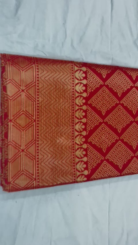 Ethnic Look Lichi Silk Saree with Elegant Zari Craftsmanship