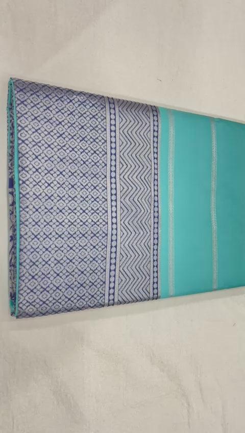 Luxury Silk Saree with Lichi Fabric &amp; Exquisite Zari Art